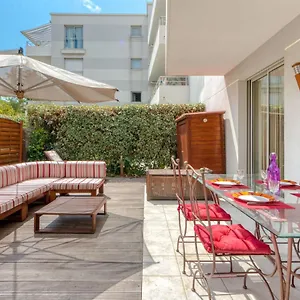 Les Allées Du Cap-3 Appartement