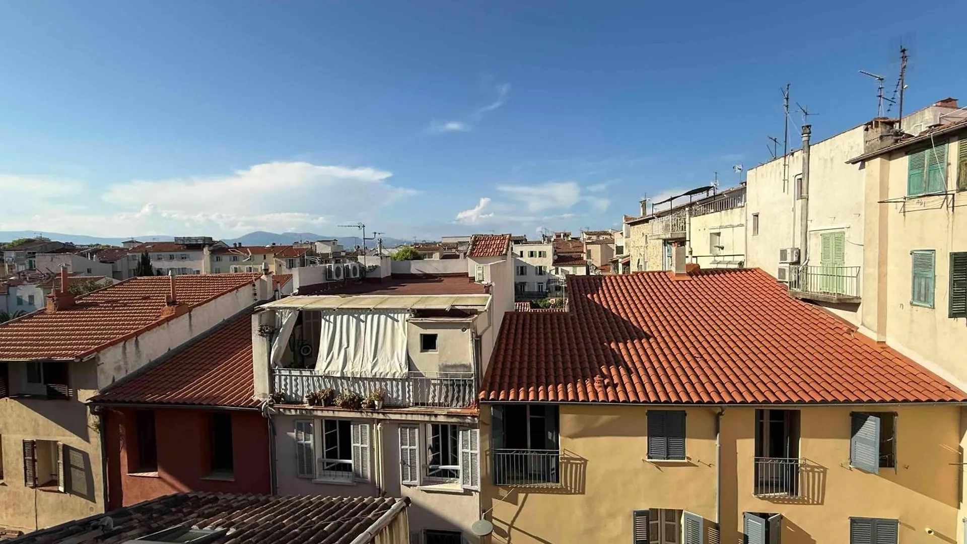 Lovely One-Bedroom Apt- Picasso 4 -Stay In Antibes Apartment